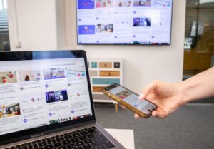 Como espelhar o celular na Smart TV: guia prático para Android e iOS - Como espelhar o celular na Smart TV